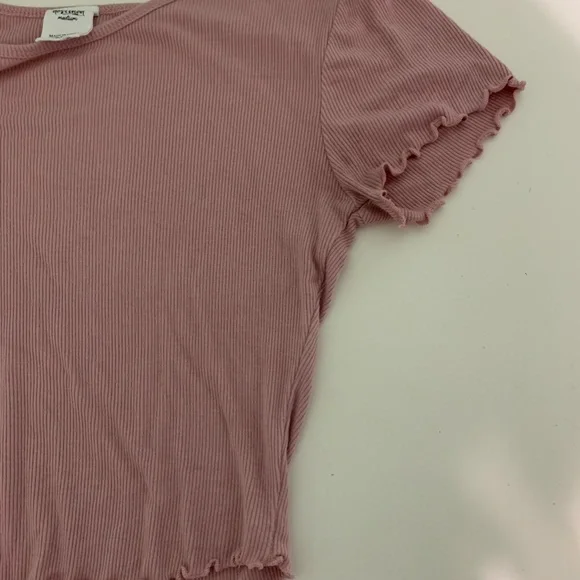 Pink Ribbed Crop Top - Picture 4 of 4